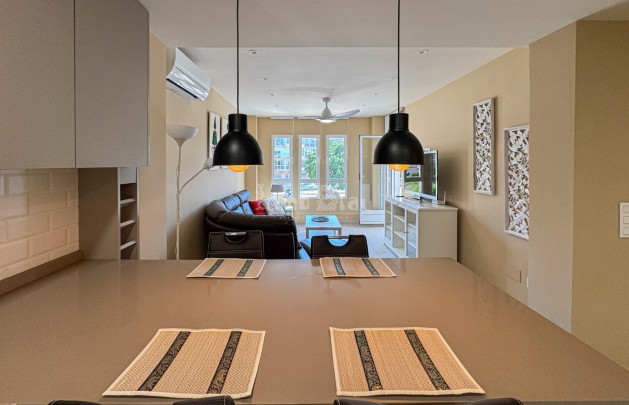 Alquiler a corto plazo - Apartamento / piso - Albir - Centro