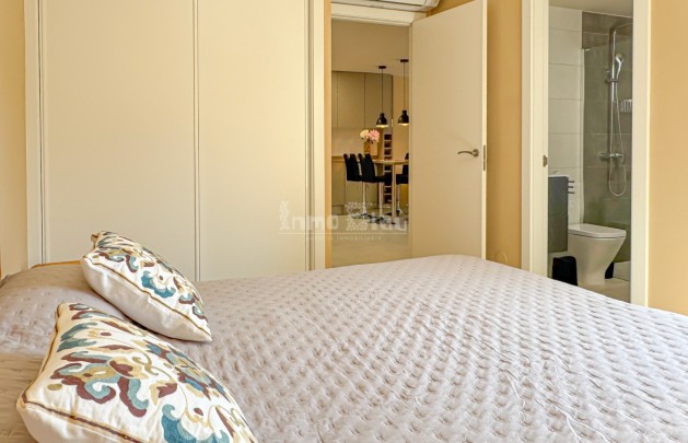 Alquiler a corto plazo - Apartamento / piso - Albir - Centro