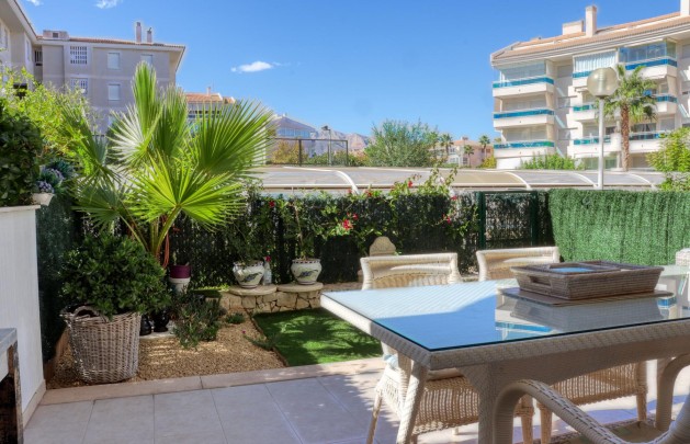 Alquiler a corto plazo - Apartamento / piso - Albir - Centro