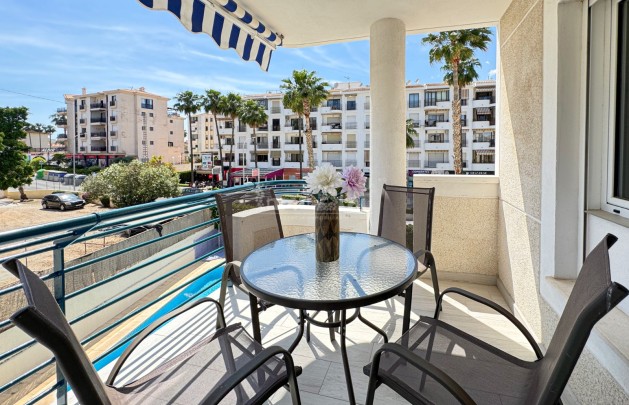 Alquiler a corto plazo - Apartamento / piso - Albir - Centro