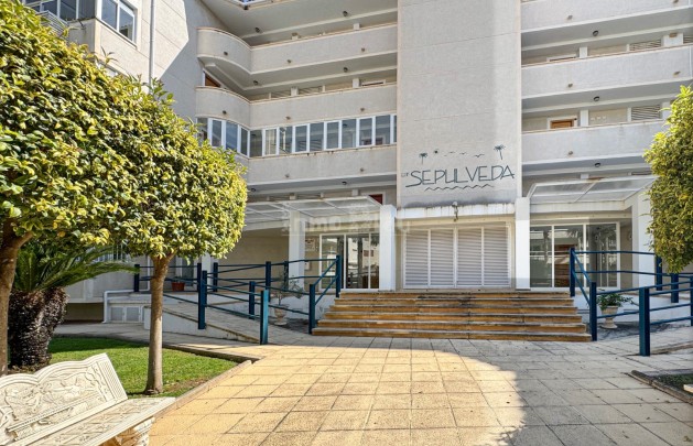 Alquiler a corto plazo - Apartamento / piso - Albir - Centro