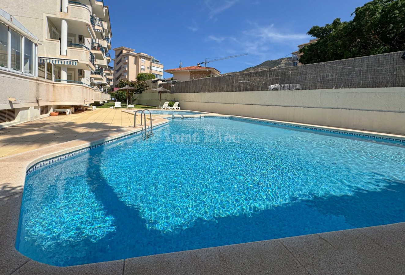 Alquiler a corto plazo - Apartamento / piso - Albir - Centro