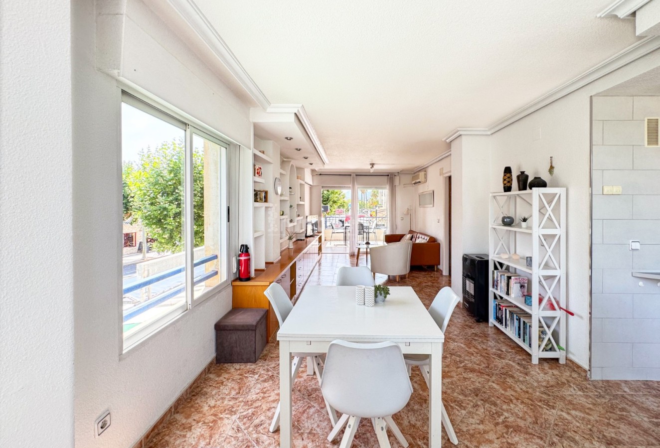 Resale - Apartment / flat - Albir - Centro
