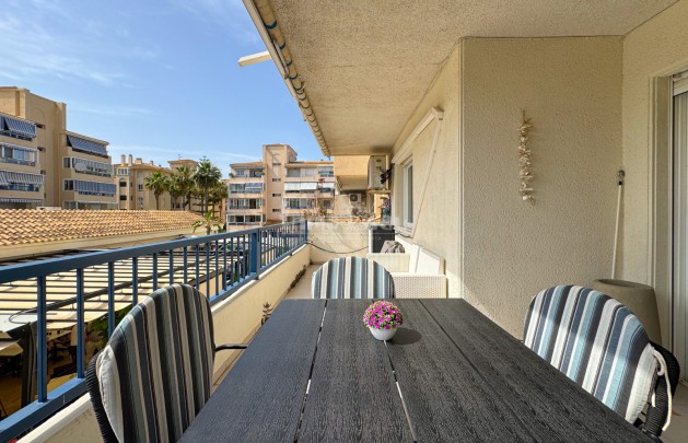 Resale - Apartment / flat - Albir - Centro
