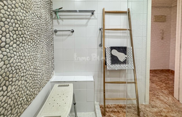 Resale - Apartment / flat - Albir - Centro