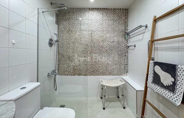 Resale - Apartment / flat - Albir - Centro