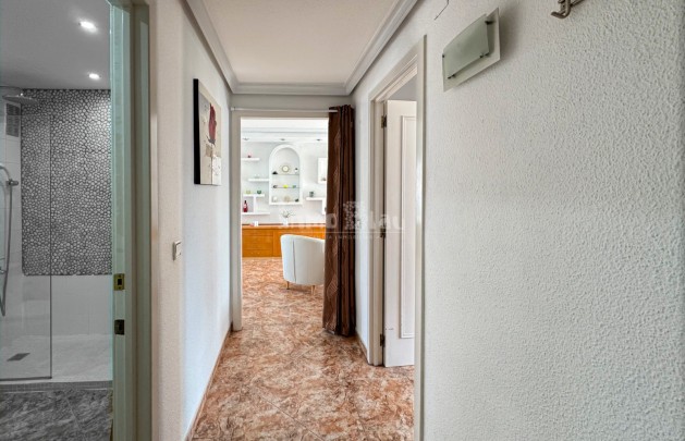 Resale - Apartment / flat - Albir - Centro