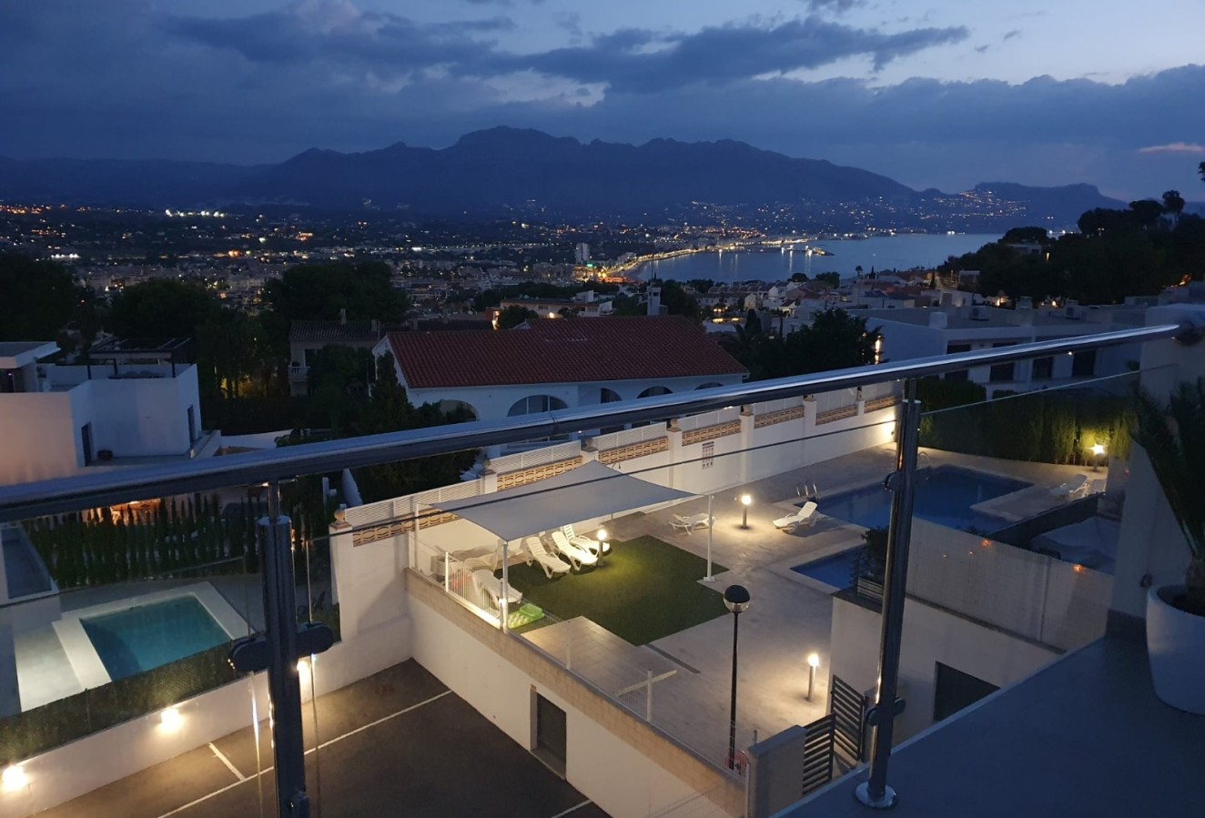 Sale - Villa - Albir