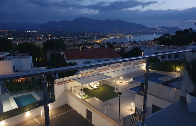 Sale - Villa - Albir