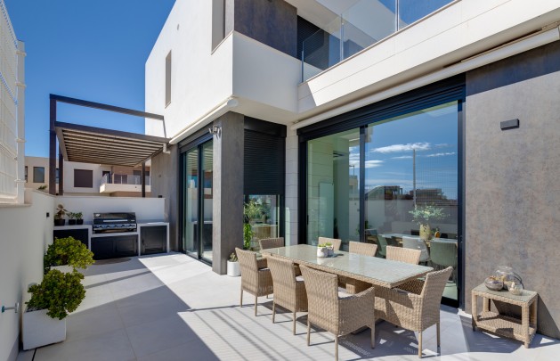 Obra nueva - detached - Pilar de la Horadada