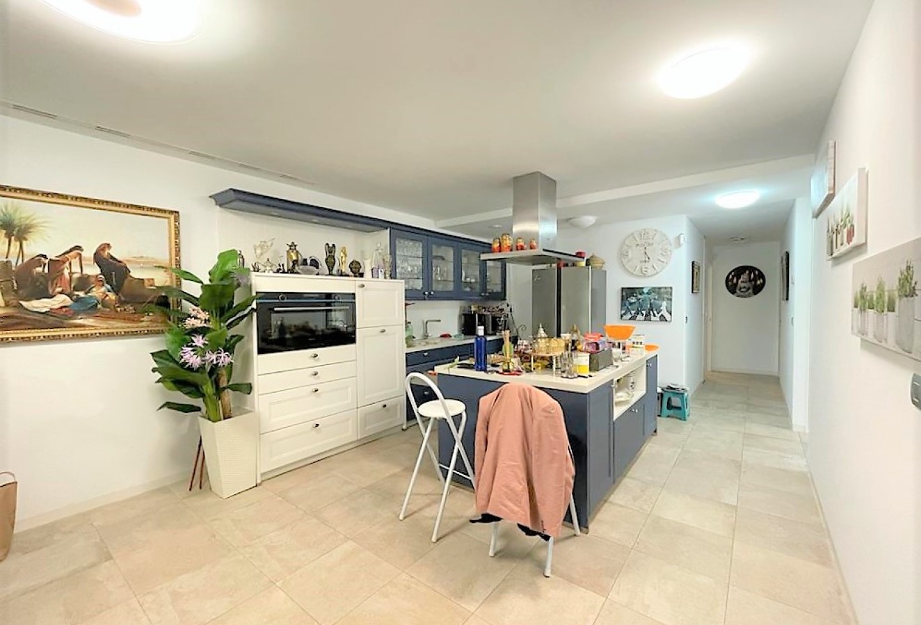 Resale - Apartment / flat - Albir - Urbanizacion