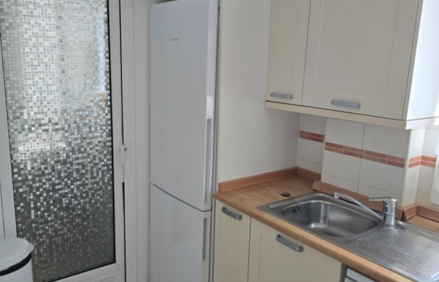 Alquiler a corto plazo - Apartamento / piso - Albir - Centro