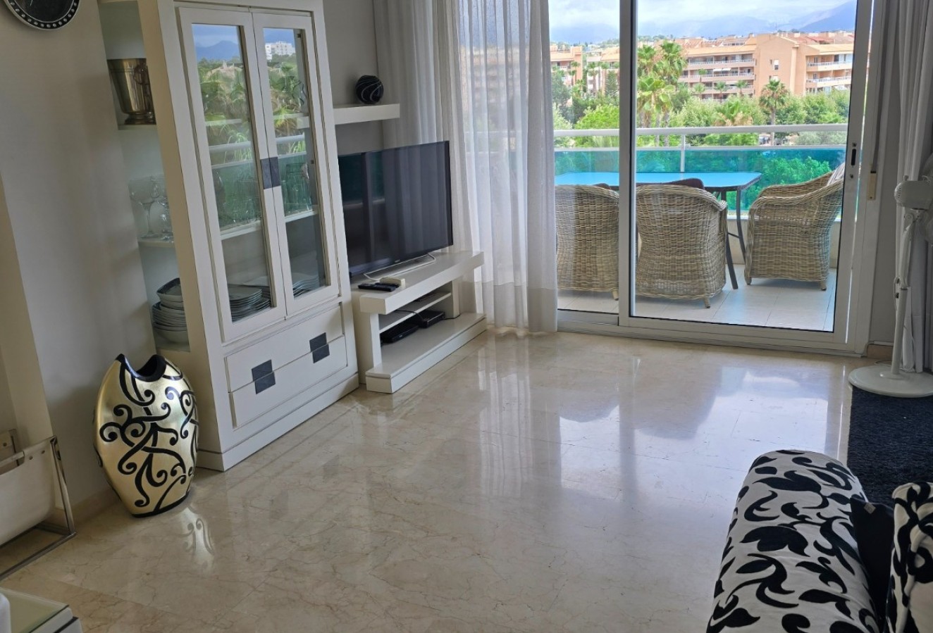 Alquiler a corto plazo - Apartamento / piso - Albir - Centro