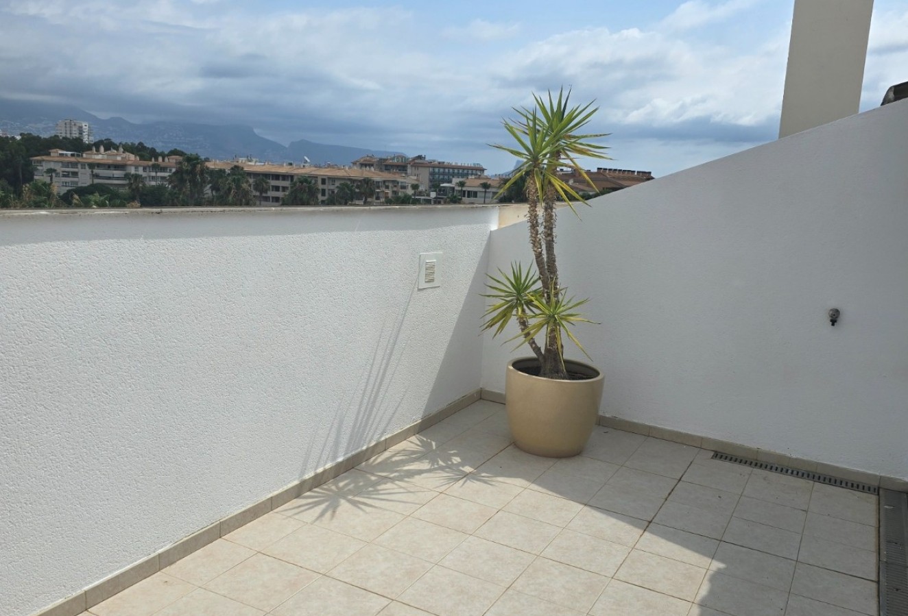 Alquiler a corto plazo - Apartamento / piso - Albir - Centro