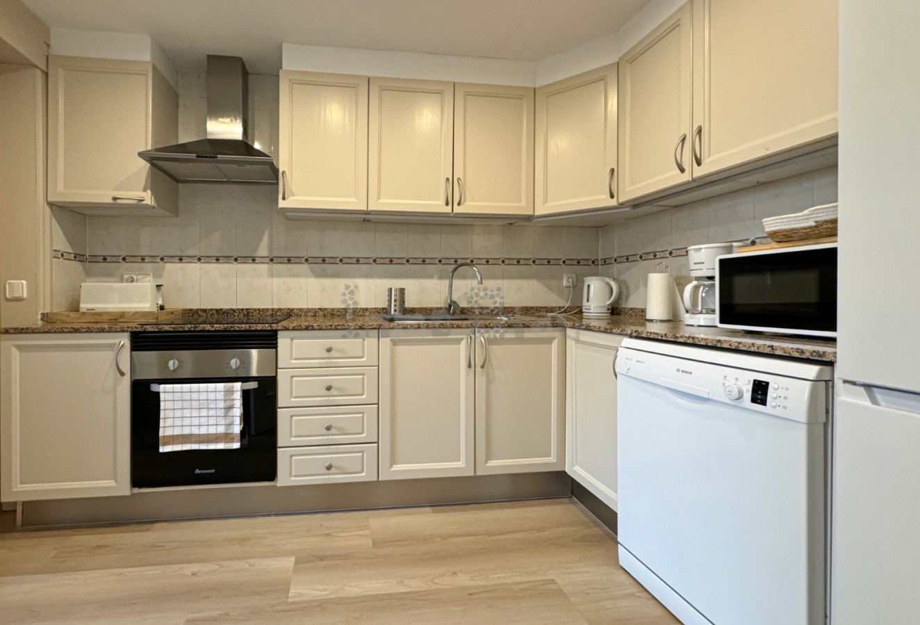 Alquiler a corto plazo - Apartamento / piso - Albir