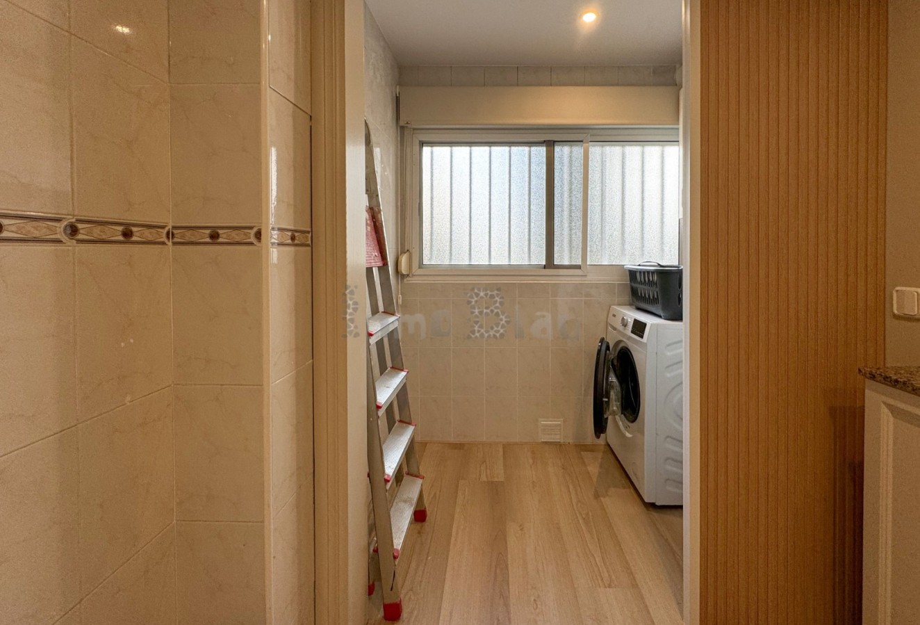 Alquiler a corto plazo - Apartamento / piso - Albir