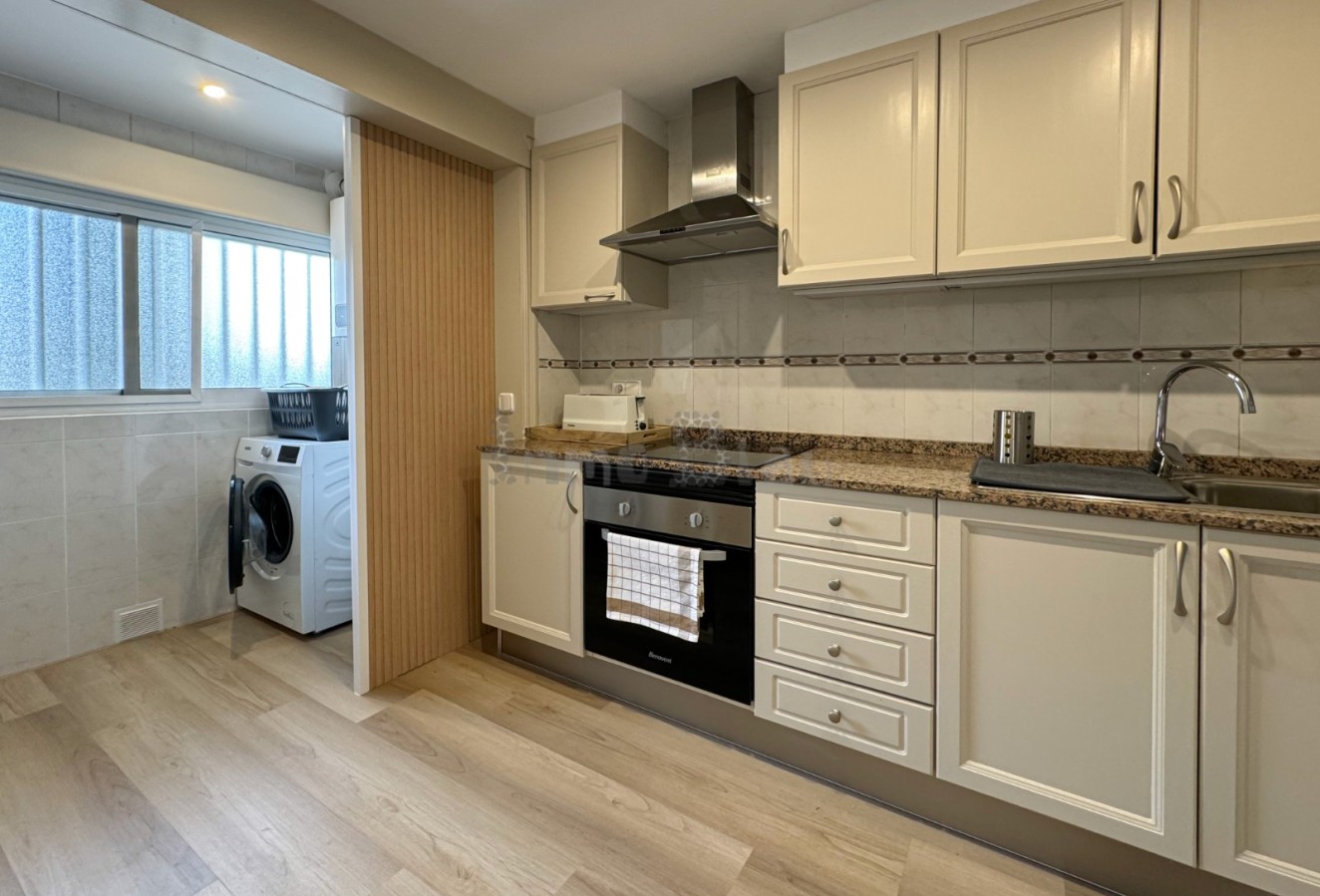 Alquiler a corto plazo - Apartamento / piso - Albir