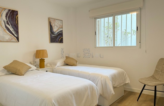 Alquiler a corto plazo - Apartamento / piso - Albir