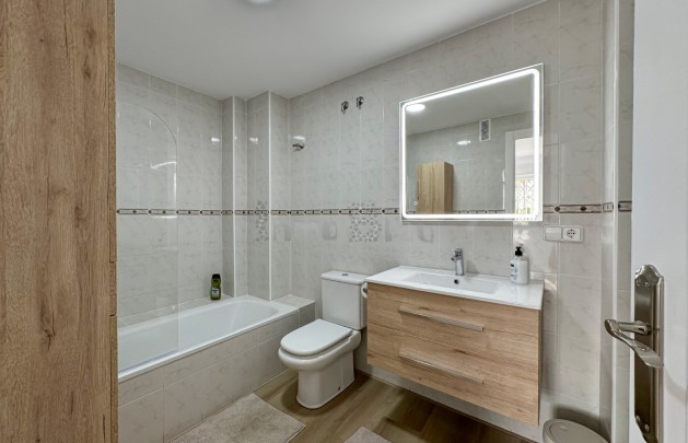 Alquiler a corto plazo - Apartamento / piso - Albir