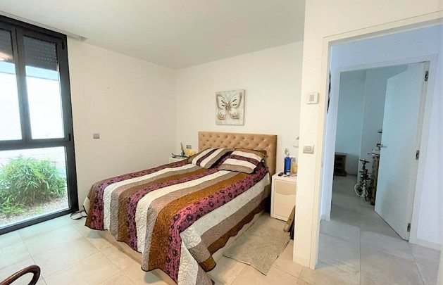 Resale - Apartment / flat - Albir - Urbanizacion
