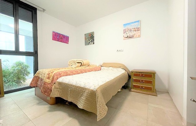 Resale - Apartment / flat - Albir - Urbanizacion
