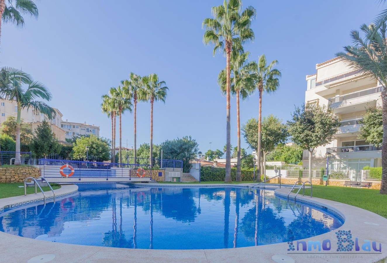 Sale - Apartment / flat - Albir