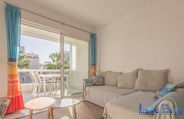 Sale - Apartment / flat - Albir