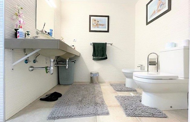 Resale - Apartment / flat - Albir - Urbanizacion