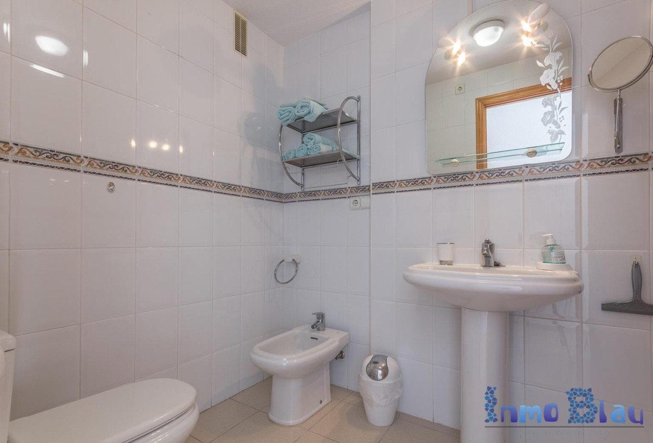 Sale - Apartment / flat - Albir