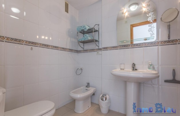 Sale - Apartment / flat - Albir