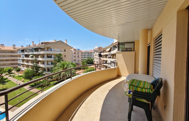 Sale - Apartment / flat - Albir