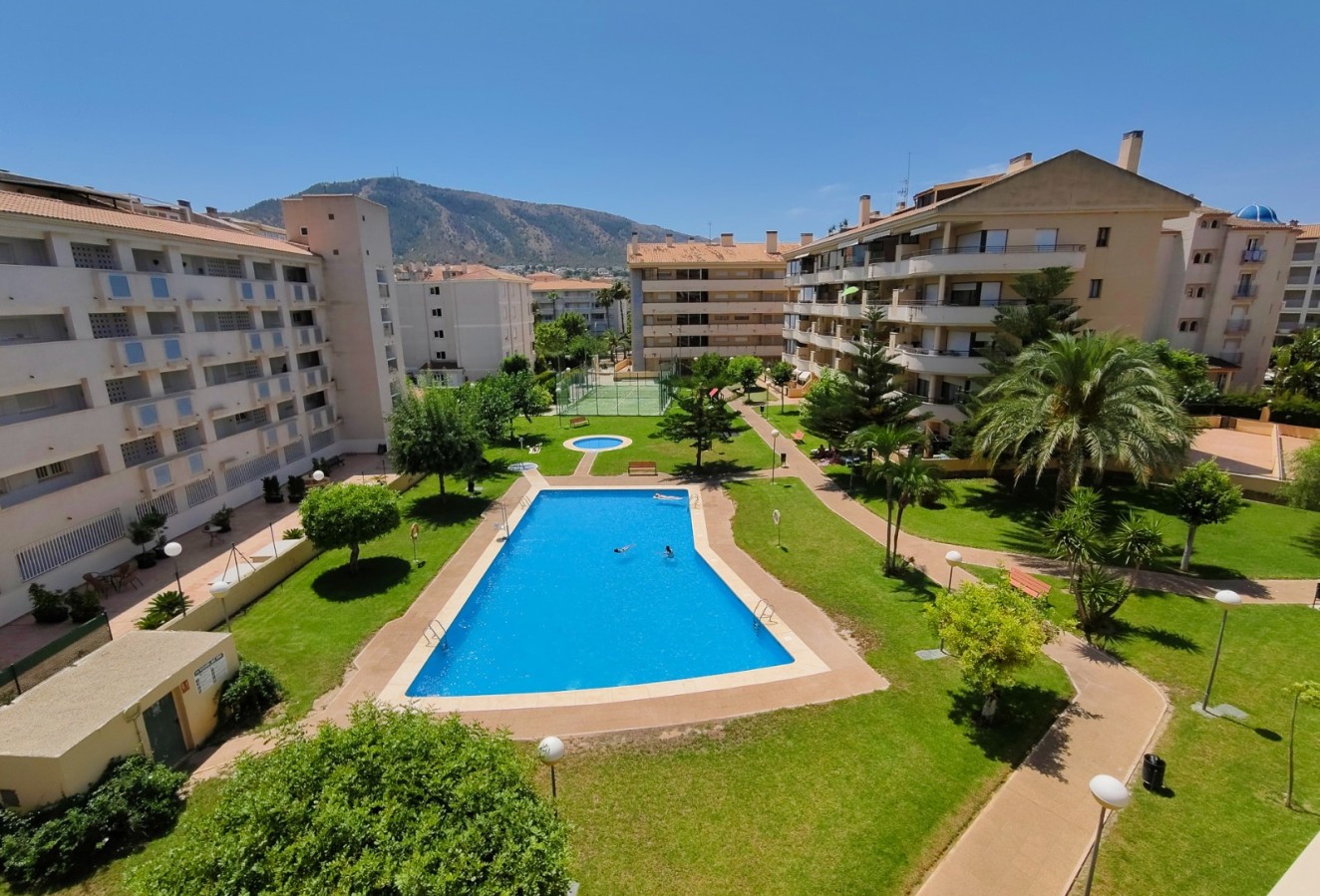 Sale - Apartment / flat - Albir