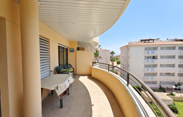 Sale - Apartment / flat - Albir