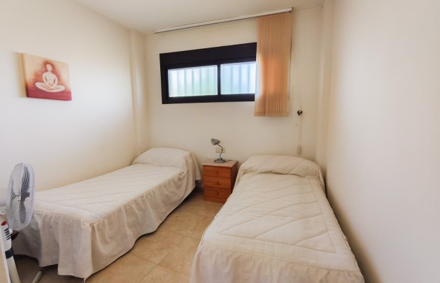 Sale - Apartment / flat - Albir