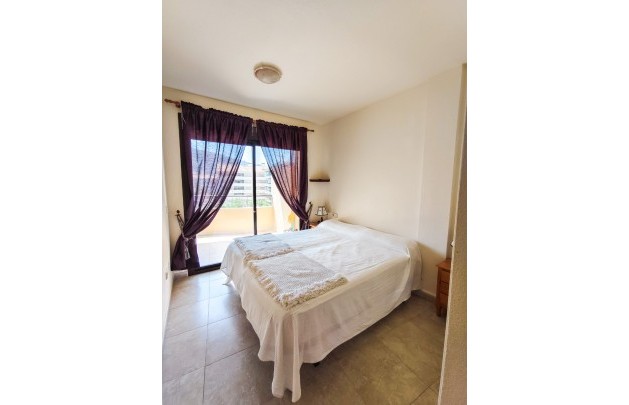 Sale - Apartment / flat - Albir