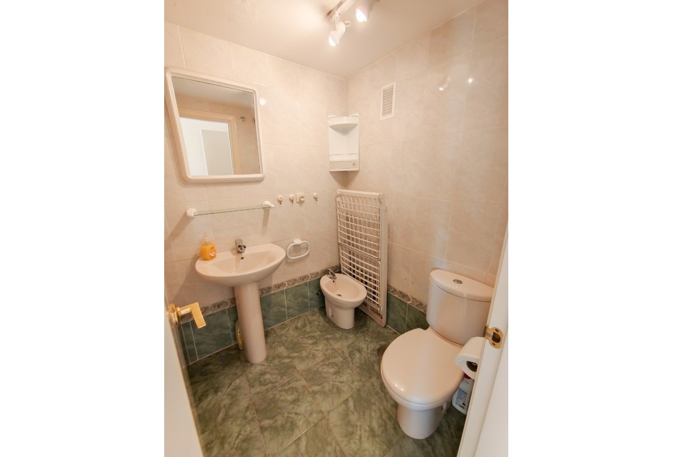Sale - Apartment / flat - Albir
