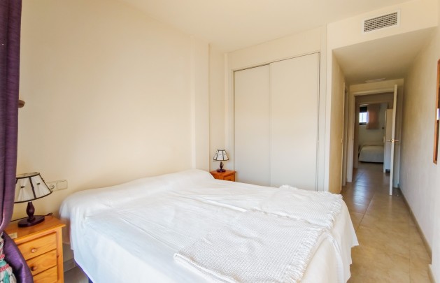 Sale - Apartment / flat - Albir