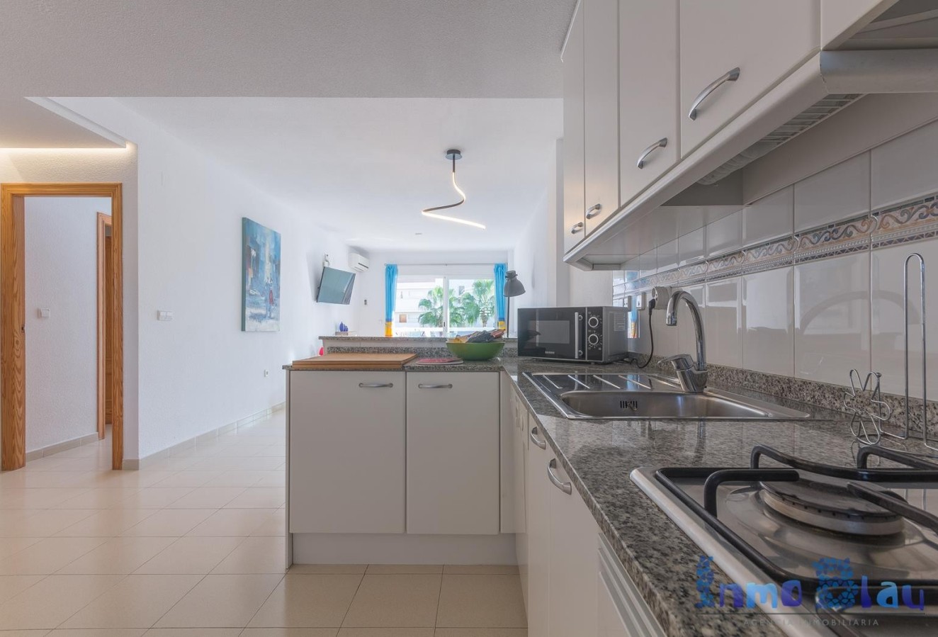 Sale - Apartment / flat - Albir