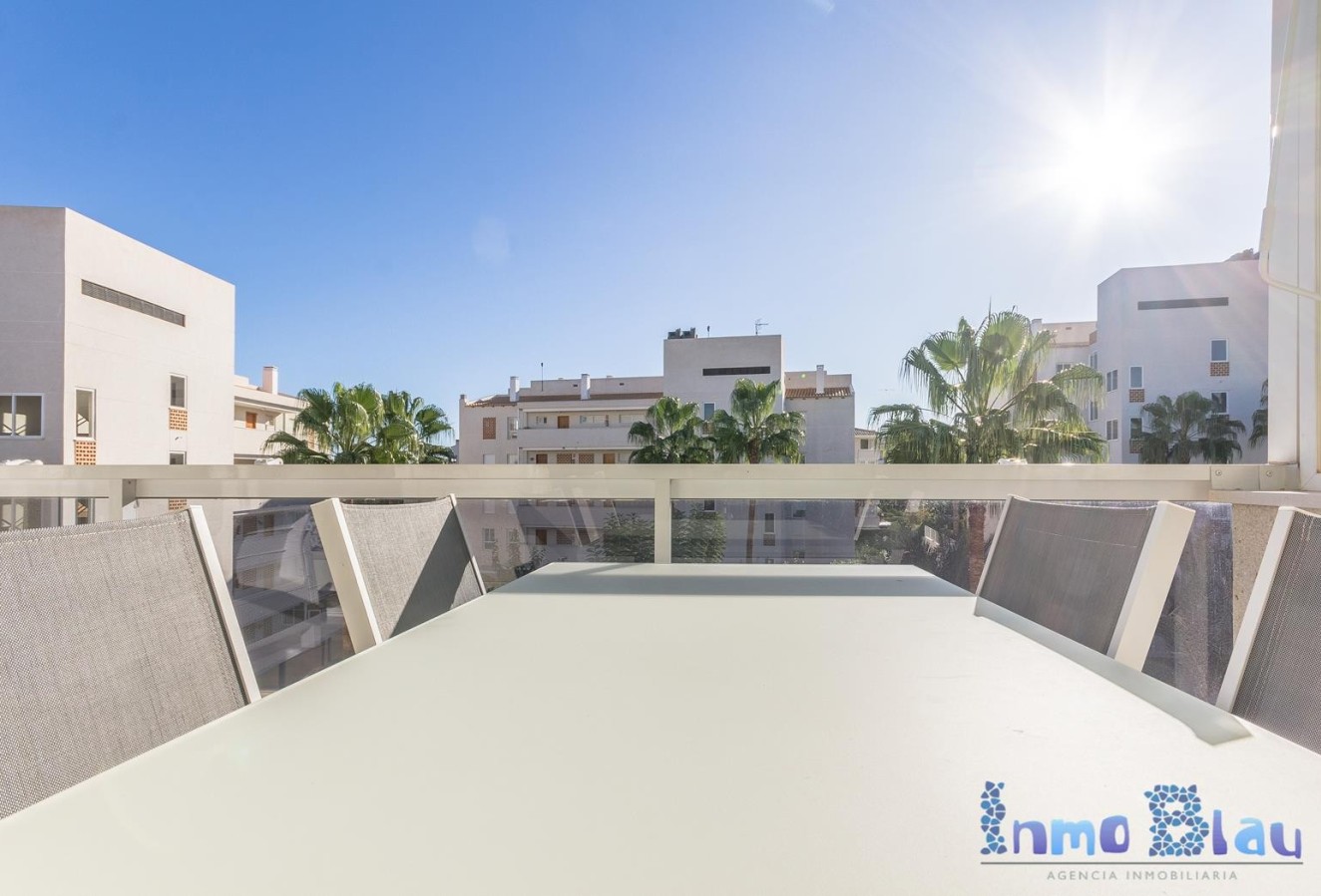 Sale - Apartment / flat - Albir