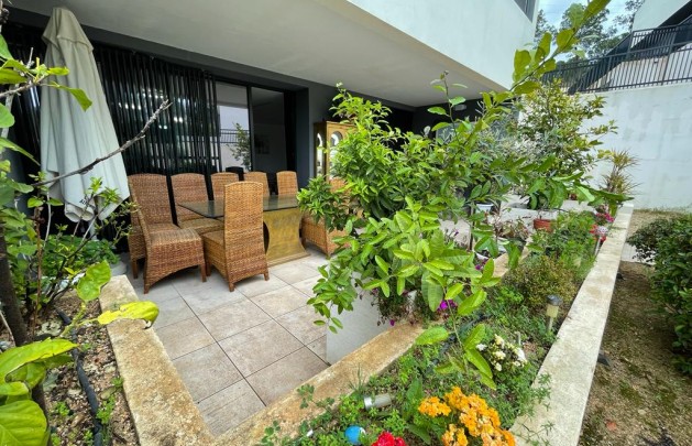 Resale - Apartment / flat - Albir - Urbanizacion