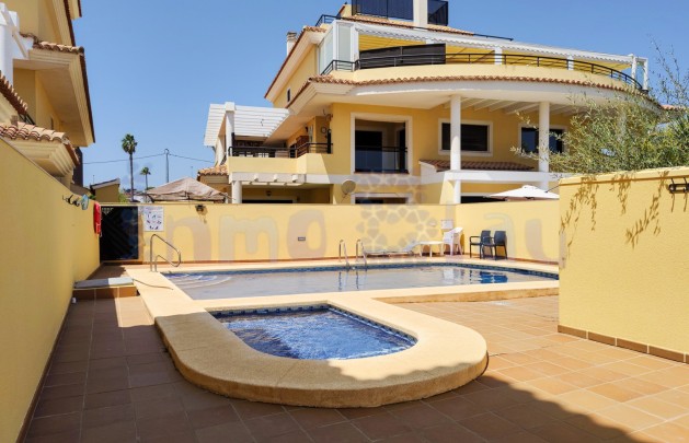 Sale - Penthouse - Albir