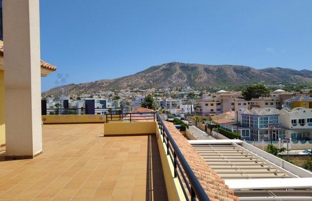 Sale - Penthouse - Albir