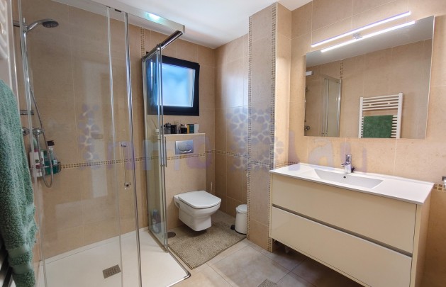 Sale - Penthouse - Albir