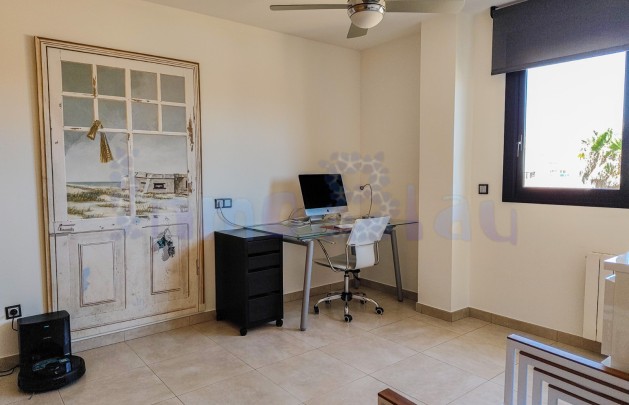 Sale - Penthouse - Albir