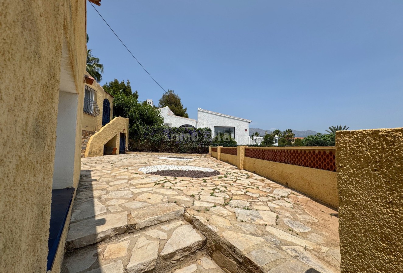 Long Term Rental - Villa - Alfaz del Pi - Urbanizacion