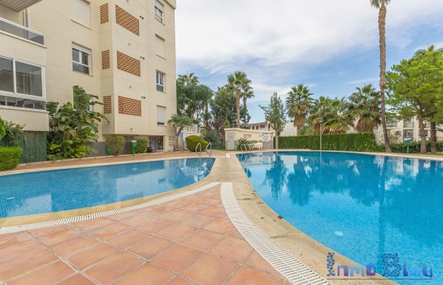Alquiler a corto plazo - Apartamento / piso - Albir - Centro