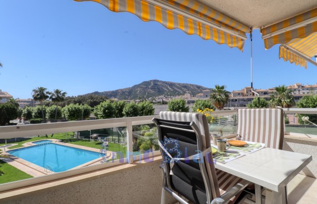 Alquiler a corto plazo - Apartamento / piso - Albir - Centro