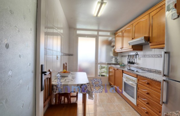 Alquiler a corto plazo - Apartamento / piso - Albir - Centro