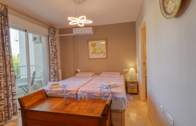 Alquiler a corto plazo - Apartamento / piso - Albir - Centro