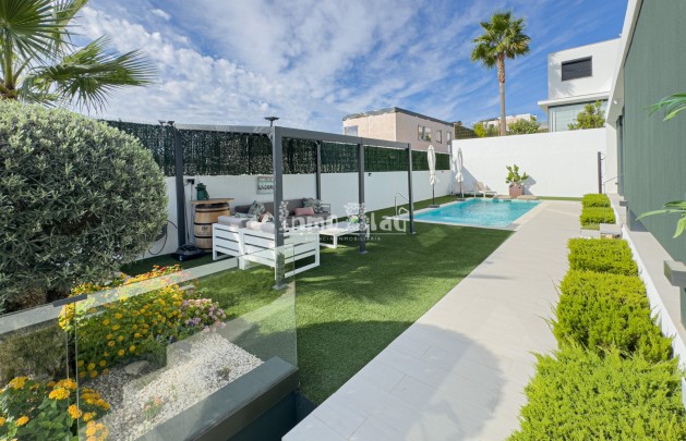 Sale - Villa - Polop